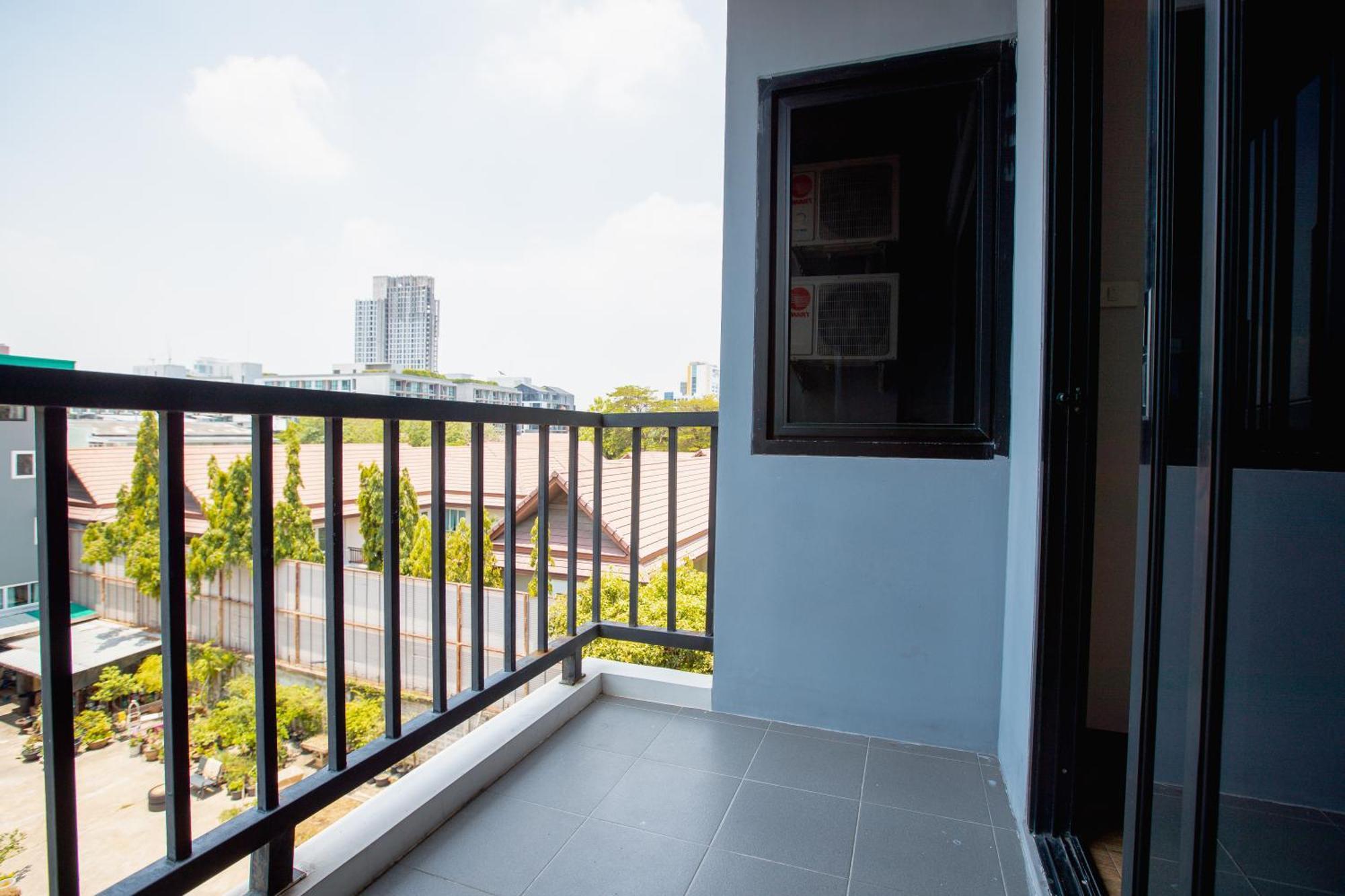 Room 36 Service Apartment กรุงเทพมหานคร ภายนอก รูปภาพ
